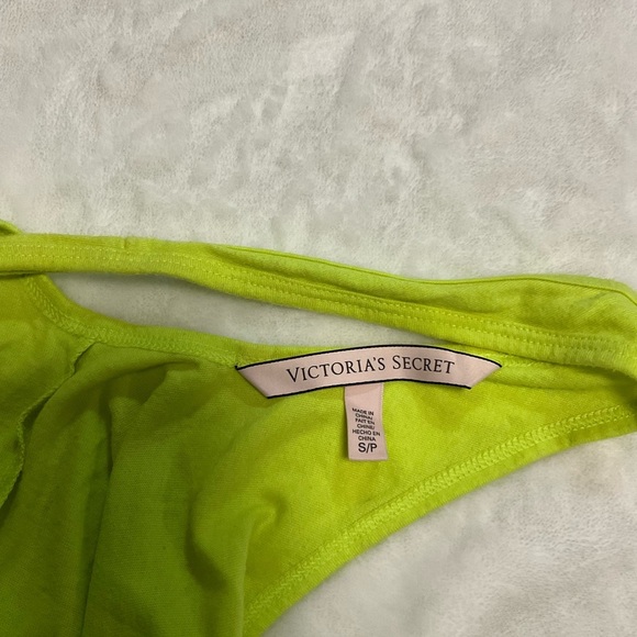 Victorias Secret Sport Green Yellow and Gray Workout Ensemble - Picture 6 of 10